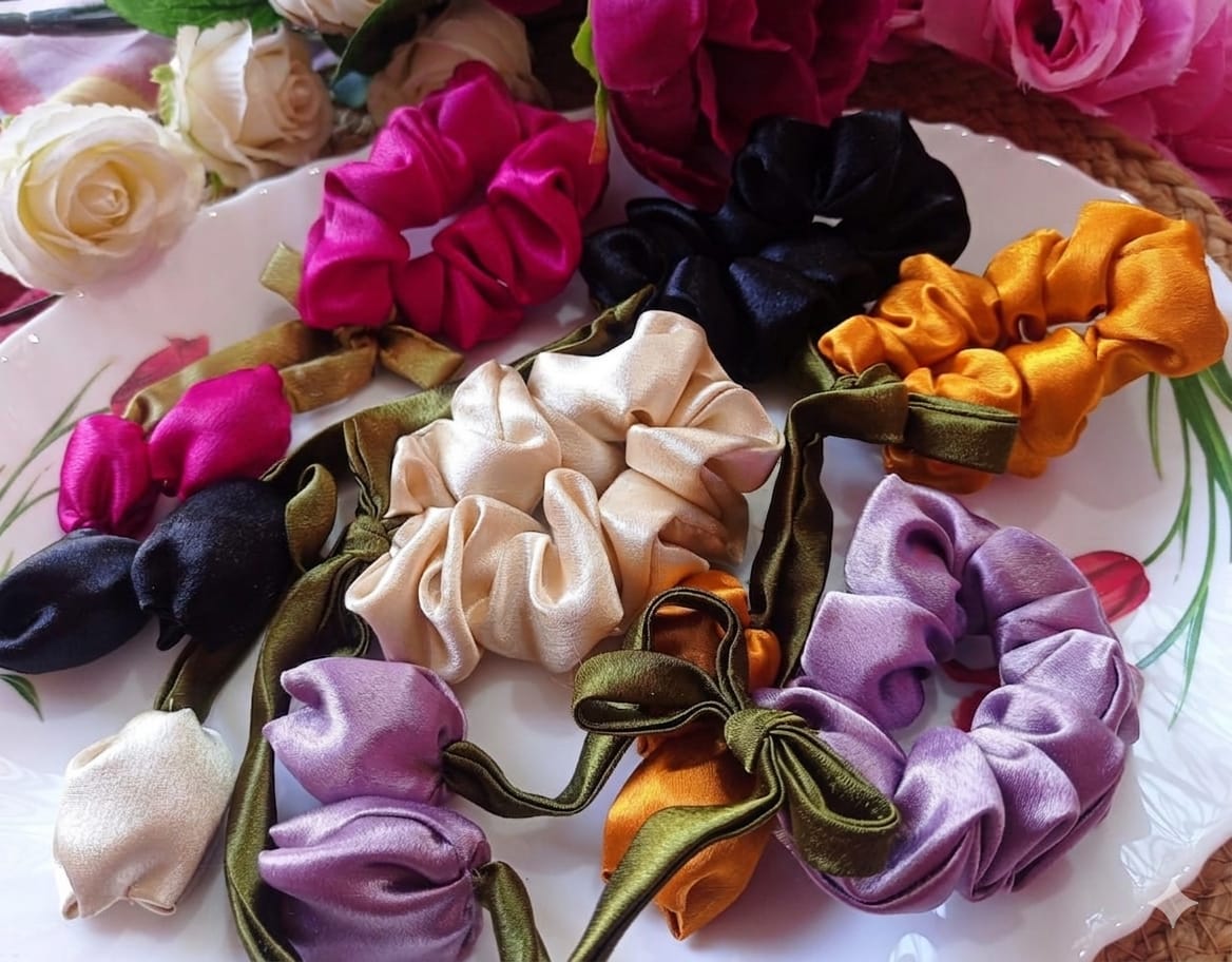 Tulip Scrunchies